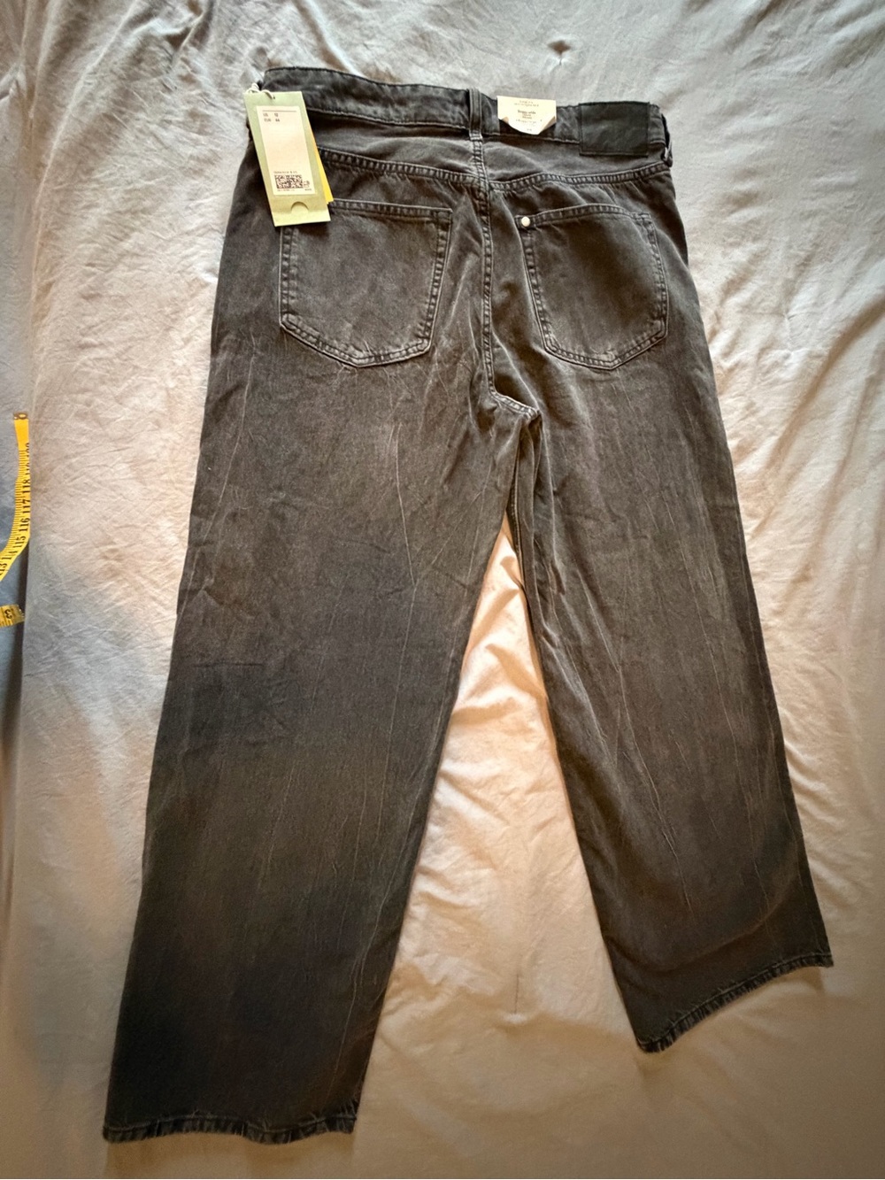H&M Women's Wide Leg Jeans - Washed Black - Picture 3 of 4